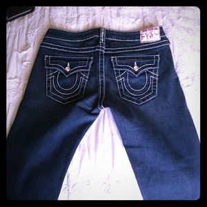 A pretty much brand new pair of woman's true s